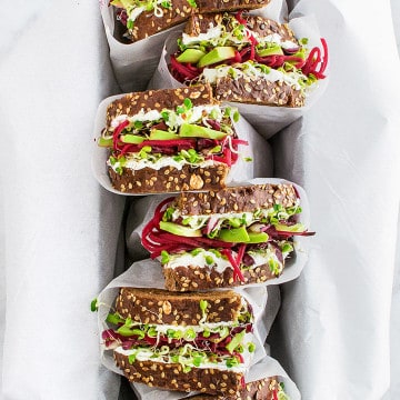 Quick Vegan Avocado Cream Cheese Sandwich